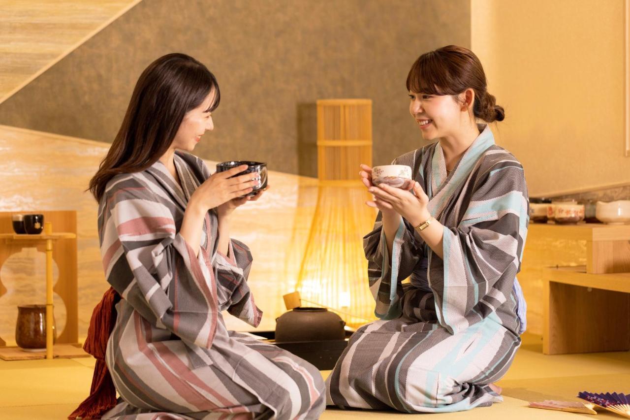 Yamanakaonsen Ohanami Kyubei Каґа Екстер'єр фото