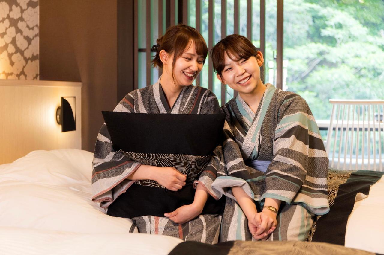 Yamanakaonsen Ohanami Kyubei Каґа Екстер'єр фото